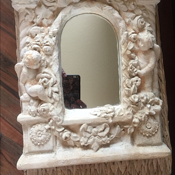 Stunning Stonecast Mirror✨LOCAL DELIVERY ONLY ✨ - Picture 5 of 5